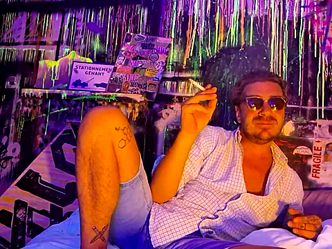 3615-ULLA online show from September 20, 2025, 12:37 am