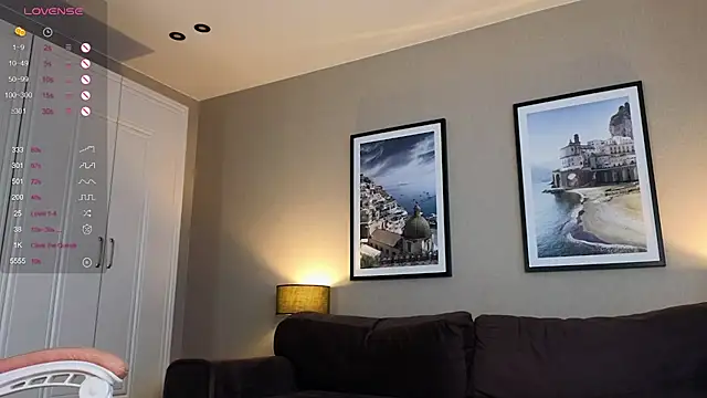 brightrays    online show from February 16, 2026, 2:10 am