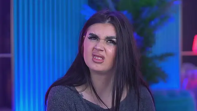 KendraMoon online show from November 26, 2025, 3:34 pm