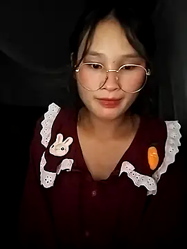 saronla 03 online show from September 17, 2025, 4:20 pm