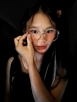 saronla 03 online show from September 22, 2025, 2:45 pm