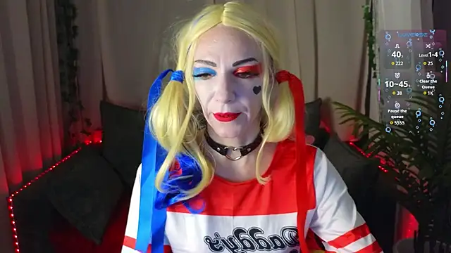 Jesica mooon online show from October 31, 2025, 1:35 am