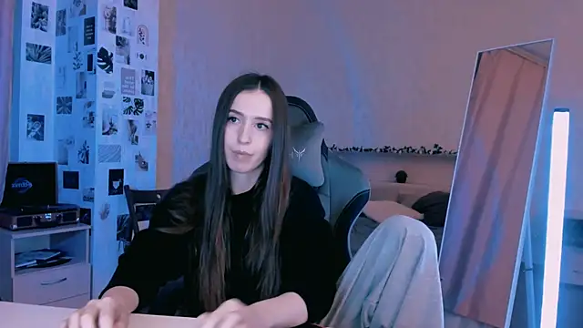 yourrdanceteacher online show from October 5, 2025, 7:37 pm