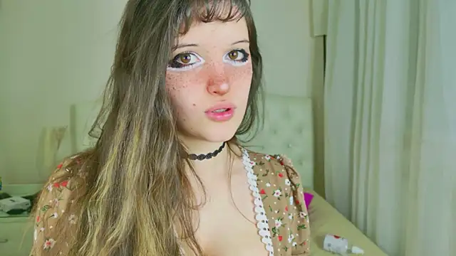 kamila blush online show from February 4, 2026, 10:27 pm