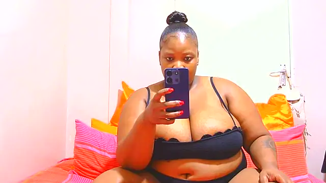 Snapshot of Tastyboobies chatting on March 19, 2026, 7:30 am Tastyboobies online show from March 19, 2026, 7:30 am