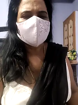 mallu-lover online show from November 17, 2025, 4:27 am