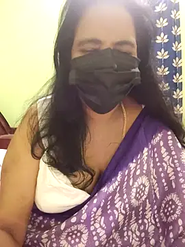 mallu-lover online show from November 3, 2025, 2:20 pm