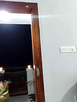 mallu-lover online show from March 7, 2026, 3:50 pm