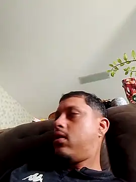 Snapshot of Deza-10 chatting on November 26, 2025, 11:32 am Deza-10 online show from November 26, 2025, 11:32 am