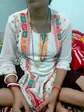 Snapshot of desimalai28 chatting on July 13, 2026, 5:56 pm desimalai28 online show from July 13, 2026, 5:56 pm