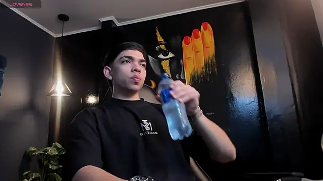 Eryonbradley online show from November 28, 2025, 11:21 am