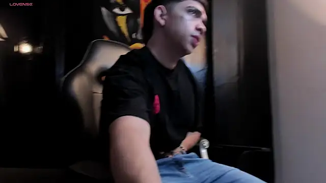 Eryonbradley online show from January 6, 2026, 11:25 am