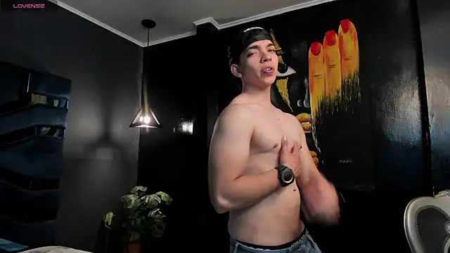 Eryonbradley online show from April 9, 2026, 11:22 pm