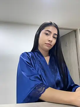 Snapshot of EmelyParker chatting on September 15, 2025, 11:16 pm EmelyParker online show from September 15, 2025, 11:16 pm