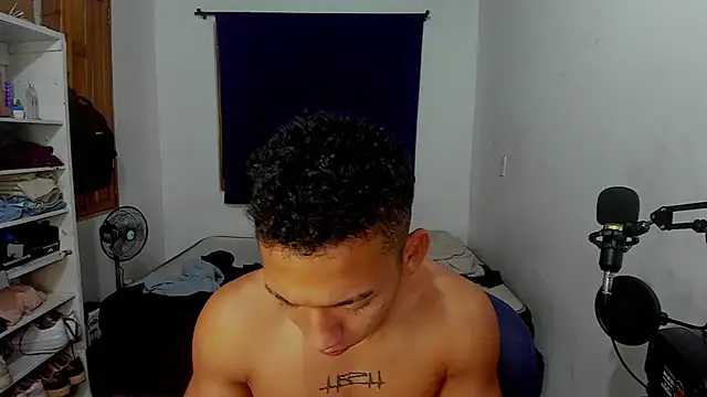 JuanchiT66 online show from October 22, 2025, 3:55 pm