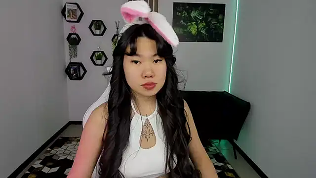 LunaPurrr online show from January 10, 2026, 1:23 am