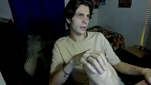 golden ryyan online show from February 25, 2026, 10:42 pm