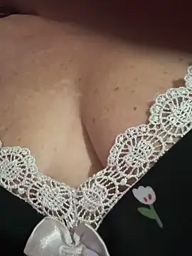 MaluLemos online show from October 13, 2025, 1:56 pm