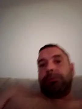 Feistysausage online show from October 9, 2025, 9:59 pm