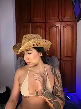 KaditaNavarro online show from March 28, 2026, 3:02 pm