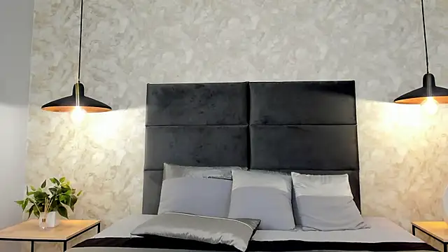 RaphaelDufort online show from November 7, 2025, 11:08 pm