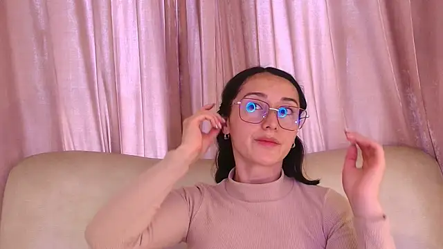 Ginevra esposito online show from April 9, 2026, 12:33 pm