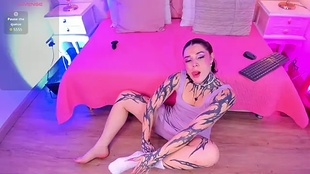 mystikdoll online show from November 27, 2025, 11:43 am