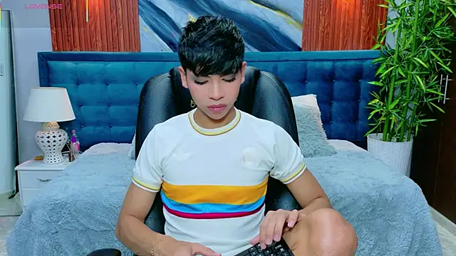 Snapshot of dilan_911 chatting on June 13, 2026, 6:50 pm dilan 911 online show from June 13, 2026, 6:50 pm