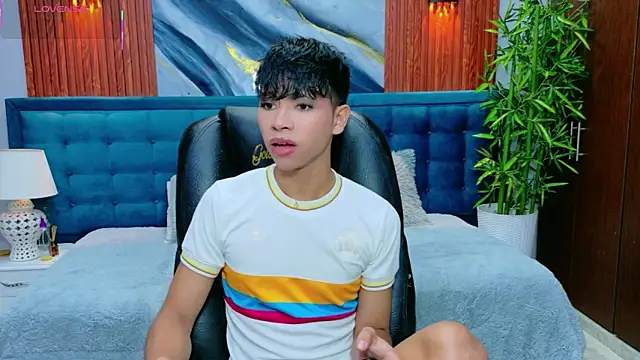 Snapshot of dilan_911 chatting on June 7, 2026, 7:19 pm dilan 911 online show from June 7, 2026, 7:19 pm