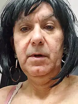 Emily de Carla online show from March 3, 2026, 7:26 am