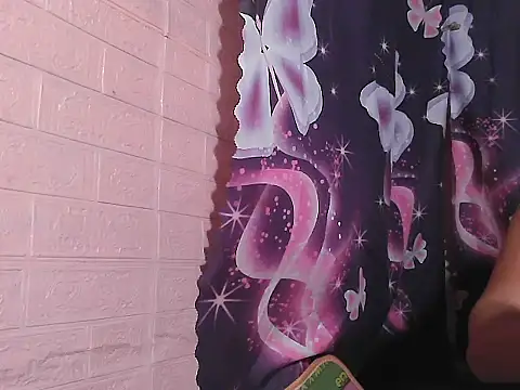 Snapshot of Hot_Samantha4u chatting on June 6, 2026, 10:42 am Hot Samantha4u online show from June 6, 2026, 10:42 am