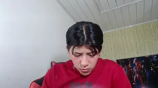 Raven Rouge  online show from September 28, 2025, 5:25 am