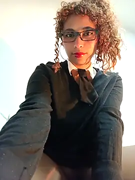 Vikyvoyeur online show from September 23, 2025, 2:51 am