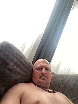 Snapshot of Attila120 chatting on July 3, 2026, 5:03 am Attila120 online show from July 3, 2026, 5:03 am