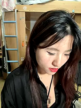 Snapshot of ououlovelove chatting on November 14, 2025, 11:58 am ououlovelove online show from November 14, 2025, 11:58 am