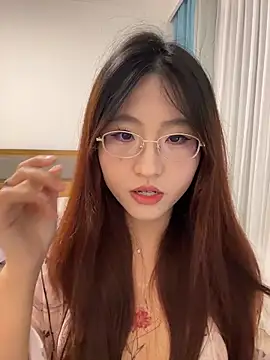 Snapshot of ououlovelove chatting on February 20, 2026, 2:08 pm ououlovelove online show from February 20, 2026, 2:08 pm