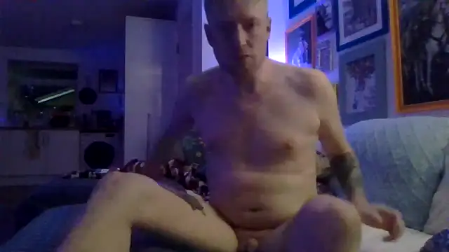 GibgerDave online show from October 7, 2025, 7:04 pm