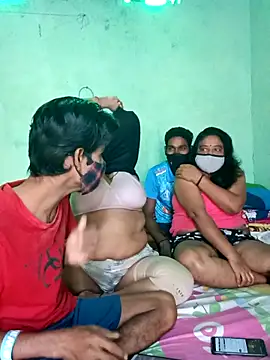 LoveOnStream online show from November 4, 2025, 3:54 am