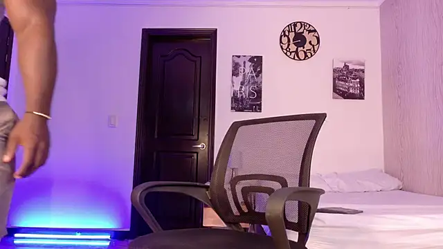 Snapshot of JothaFit chatting on October 6, 2025, 1:12 pm JothaFit online show from October 6, 2025, 1:12 pm