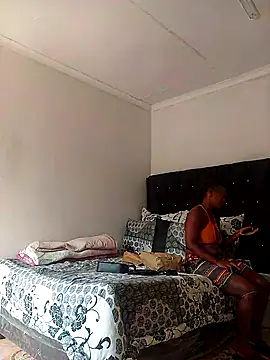 CandyNaynay online show from February 12, 2026, 12:16 pm