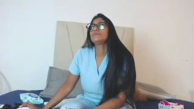  Miaa khalifa  online show from November 13, 2025, 12:53 pm