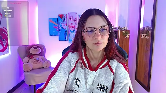 AlanaGarcia19 online show from January 8, 2026, 2:23 pm