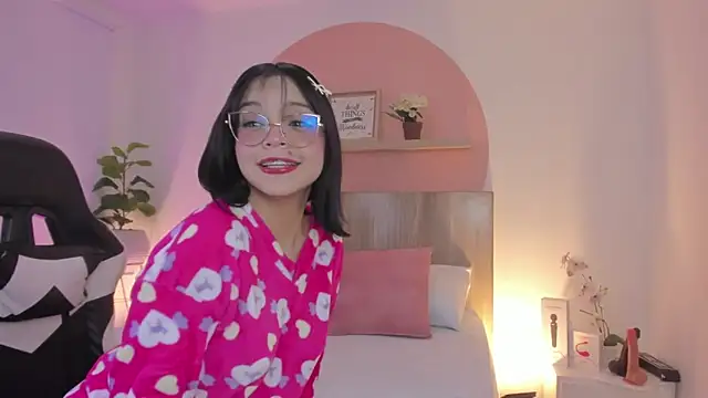 Clara Luu online show from February 8, 2026, 3:04 am