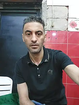 Snapshot of Mahdidido45 chatting on June 18, 2026, 6:13 pm Mahdidido45 online show from June 18, 2026, 6:13 pm