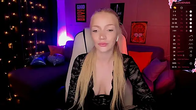 AnyaTaylor  online show from September 29, 2025, 1:56 am