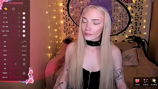 AnyaTaylor  online show from October 28, 2025, 2:12 am