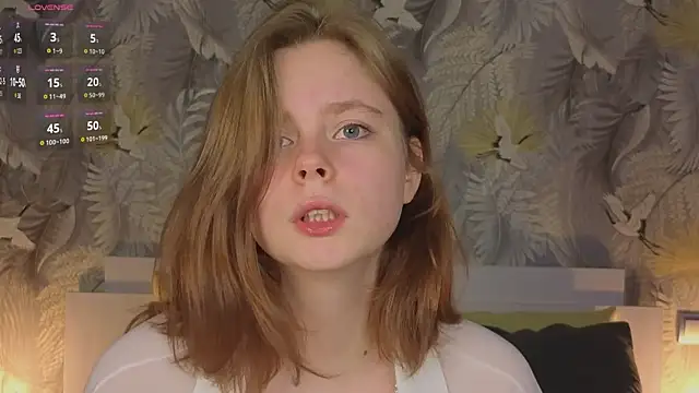 JulietteRain online show from October 19, 2025, 6:10 pm