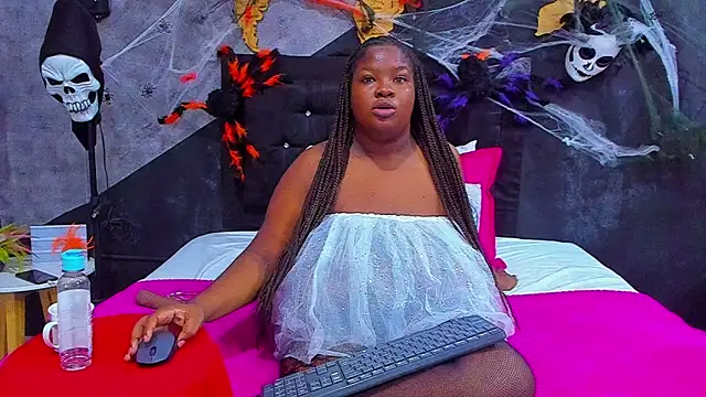 Maiam  Rossi online show from November 8, 2025, 12:31 pm