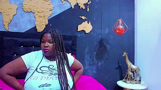 Maiam  Rossi online show from November 22, 2025, 11:53 am