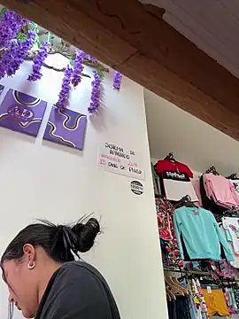 burbuja02 online show from April 9, 2026, 2:56 pm